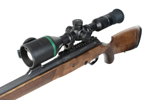 teplovizor-atak-et46-50lrf-tube__88663.750x0 Тепловизионный прицел ATAK ET46-50LRF Tube (с дальномером и кольцами 30 мм на Picatinny)